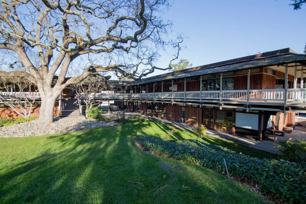 Exterior photo of Masuda Orthodontics building